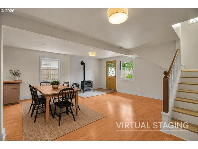 7934 N HURST Ave, Portland, OR 97203