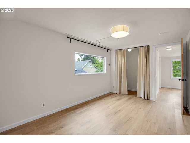 7934 N HURST Ave, Portland, OR 97203