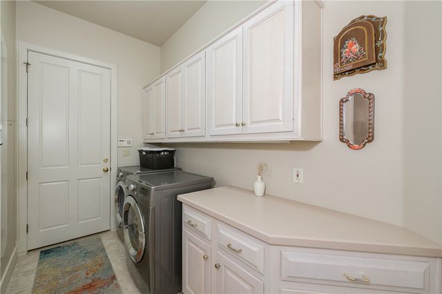 4776 Stonebriar Circle, College Station, TX 77845