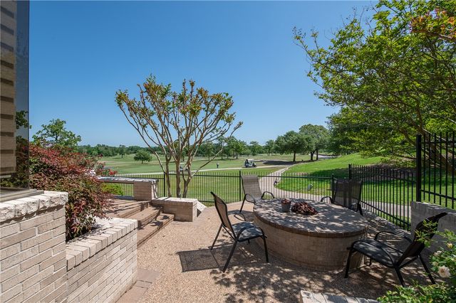 4776 Stonebriar Circle, College Station, TX 77845