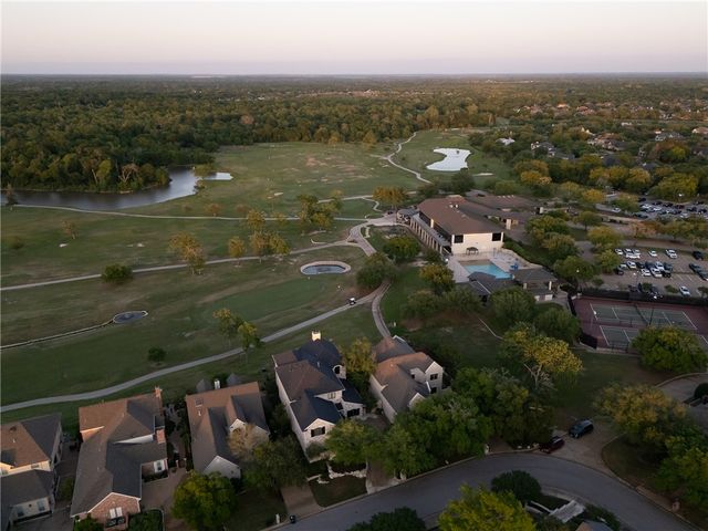 4776 Stonebriar Circle, College Station, TX 77845