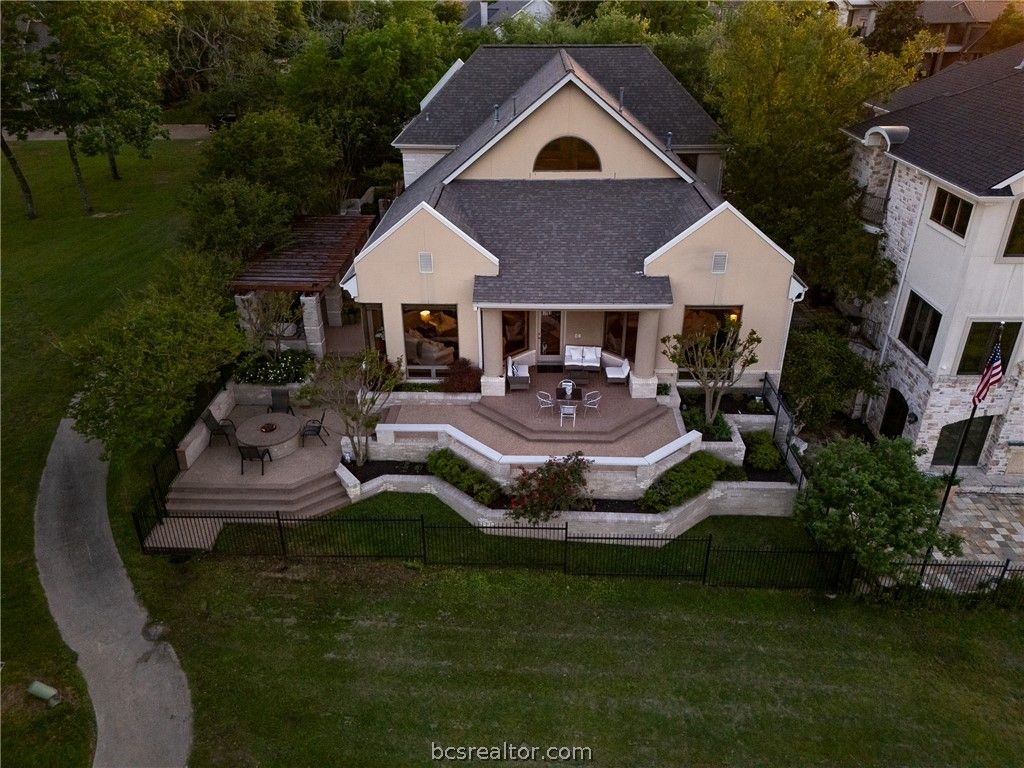 4776 Stonebriar Circle, College Station, TX 77845
