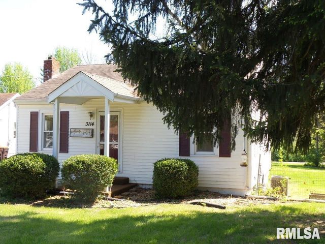 3114 W GREENWOOD Place, Peoria, IL 61615