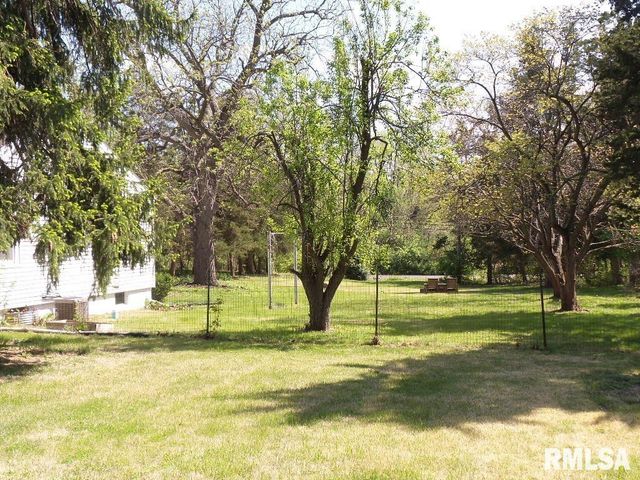3114 W GREENWOOD Place, Peoria, IL 61615