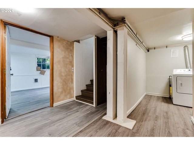 1150 W 11TH Ave, Eugene, OR 97402