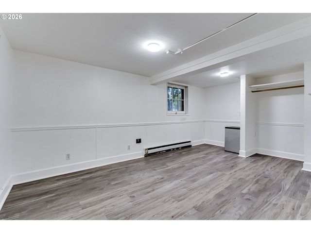 1150 W 11TH Ave, Eugene, OR 97402