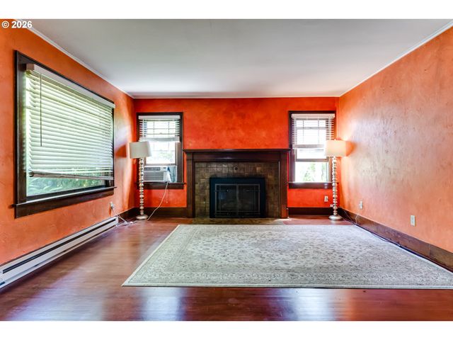 1150 W 11TH Ave, Eugene, OR 97402