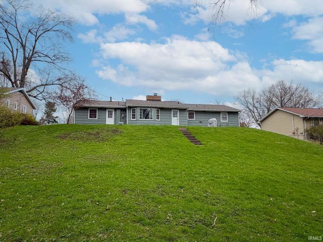 1830 Denslow Drive, South Bend, IN 46614