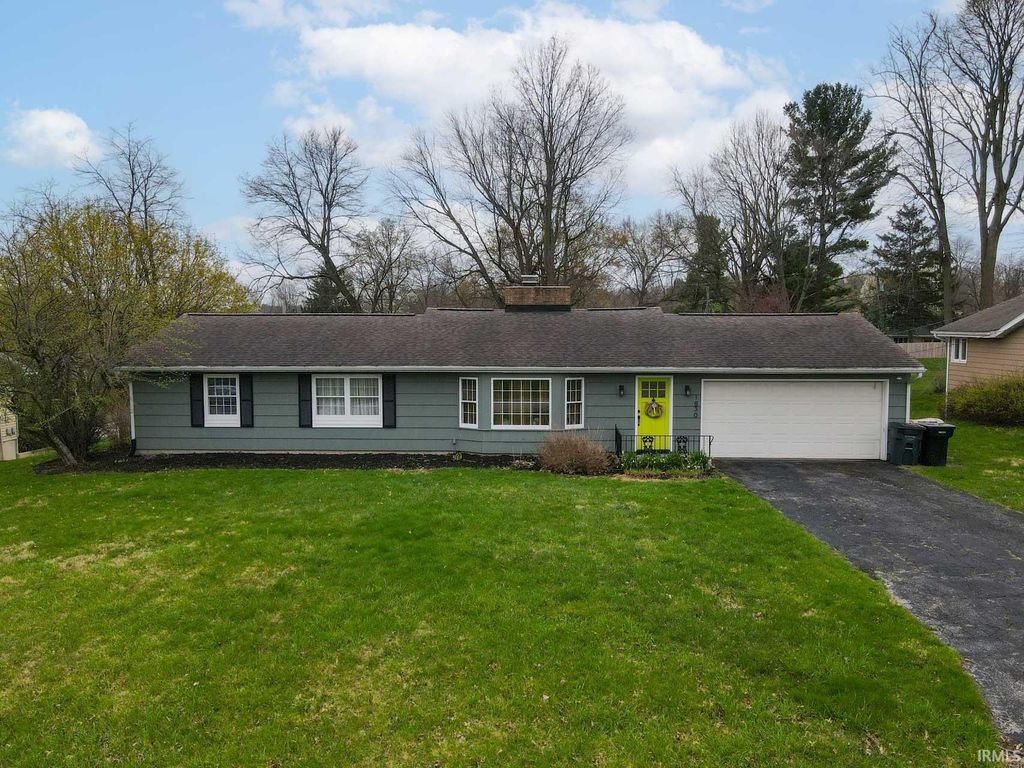 1830 Denslow Drive, South Bend, IN 46614
