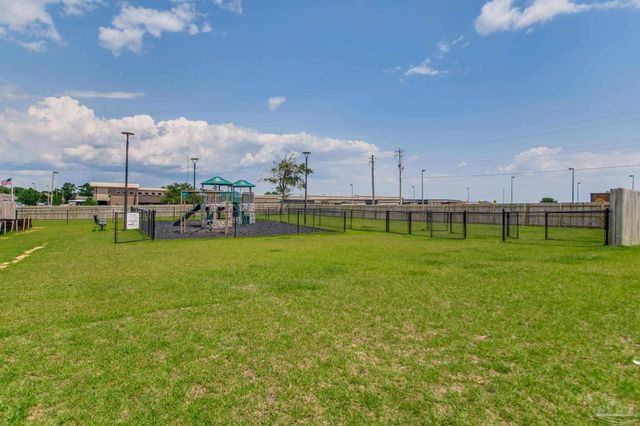 3972 Pendragon Cir, Milton, FL 32583