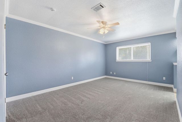 59 S Shamrock Court, Lake Jackson, TX 77566