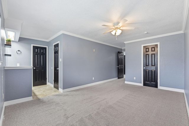 59 S Shamrock Court, Lake Jackson, TX 77566