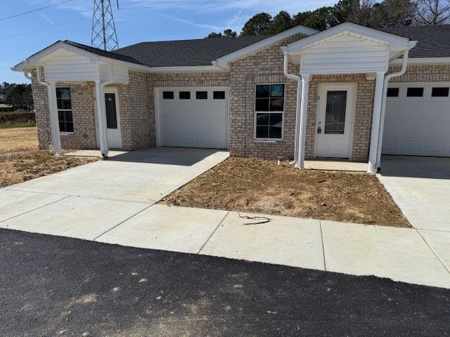 741 Kings Ln, Tullahoma, TN 37388