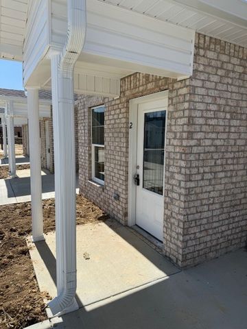 741 Kings Ln, Tullahoma, TN 37388