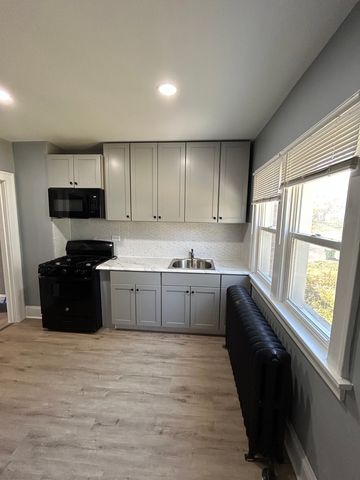 419 CAMPBELL Street, Joliet, IL 60435