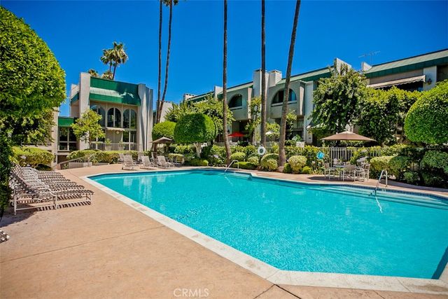 5345 White Oak Avenue G, Encino, CA 91316