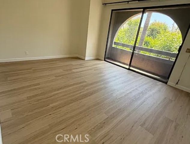 5345 White Oak Avenue G, Encino, CA 91316