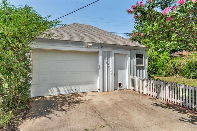 1411 Main Street, Denison, TX 75020