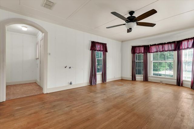 1411 Main Street, Denison, TX 75020