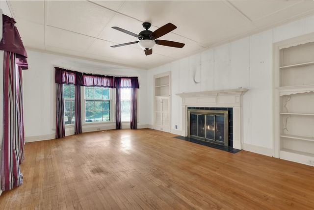 1411 Main Street, Denison, TX 75020