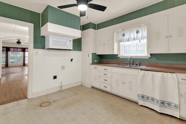 1411 Main Street, Denison, TX 75020