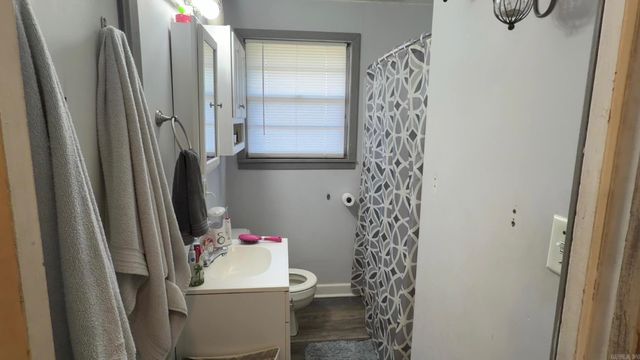 400 Crooked Bayou, Mcgehee, AR 71654