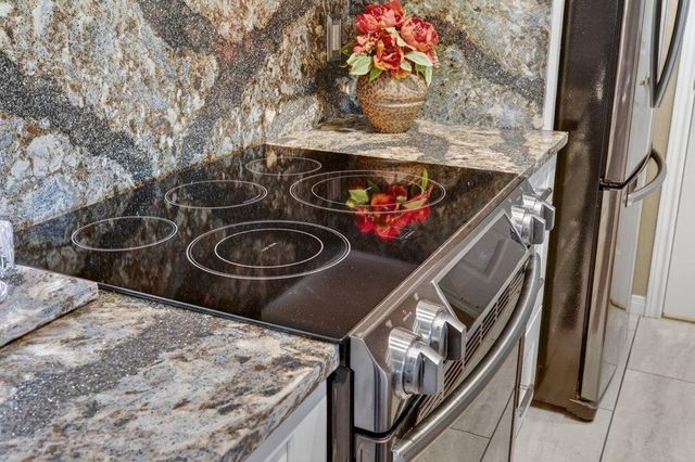 285 Old Village Center Cir+Garage+Storage 5301, St Augustine, FL 32084