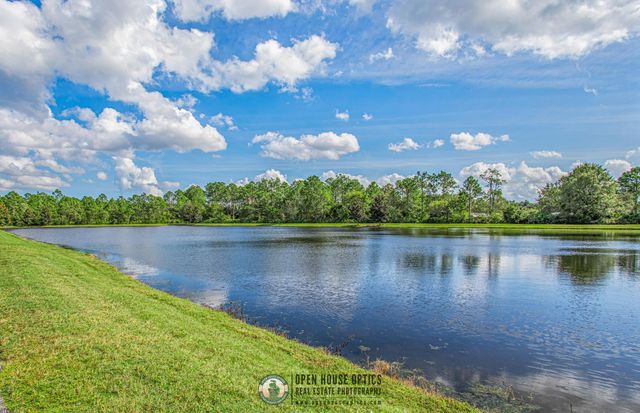 285 Old Village Center Cir+Garage+Storage 5301, St Augustine, FL 32084