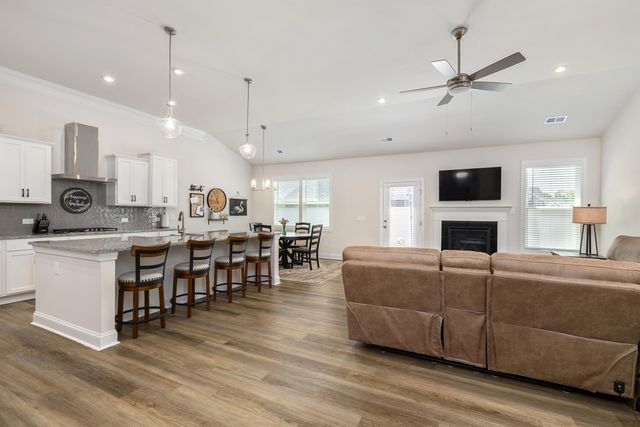 3364 Rustic Drive, Sumter, SC 29150