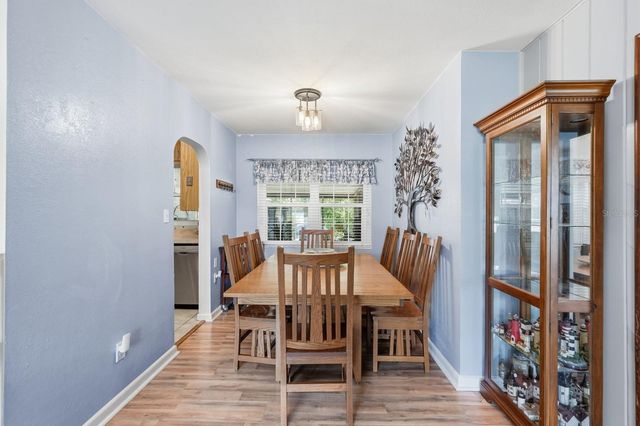 930 N AMELIA AVENUE, Deland, FL 32724