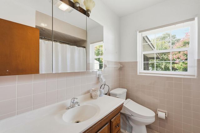 930 N AMELIA AVENUE, Deland, FL 32724