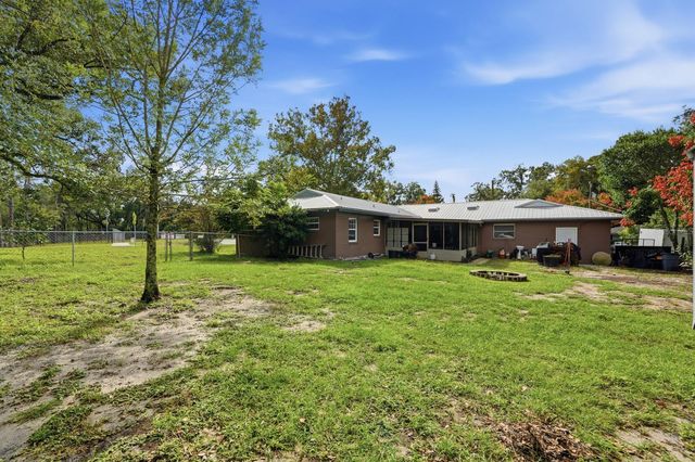 930 N AMELIA AVENUE, Deland, FL 32724