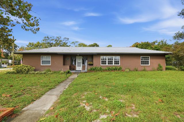 930 N AMELIA AVENUE, Deland, FL 32724