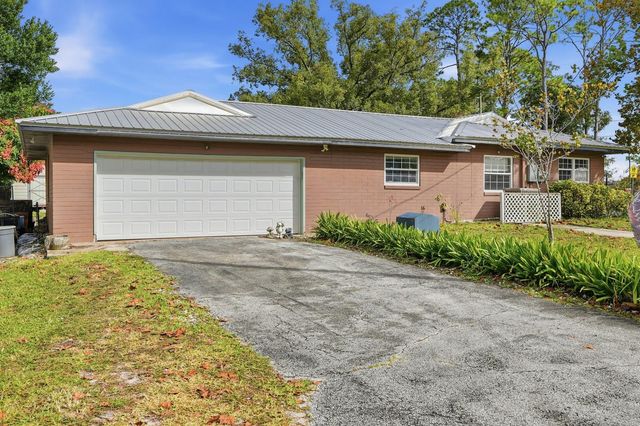 930 N AMELIA AVENUE, Deland, FL 32724