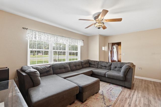 930 N AMELIA AVENUE, Deland, FL 32724