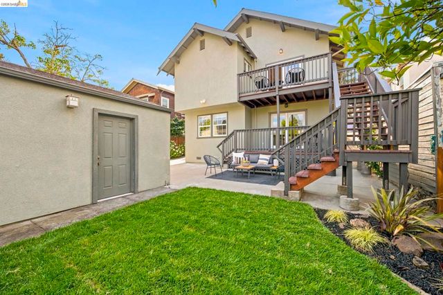 3920 Ardley Ave, Oakland, CA 94602