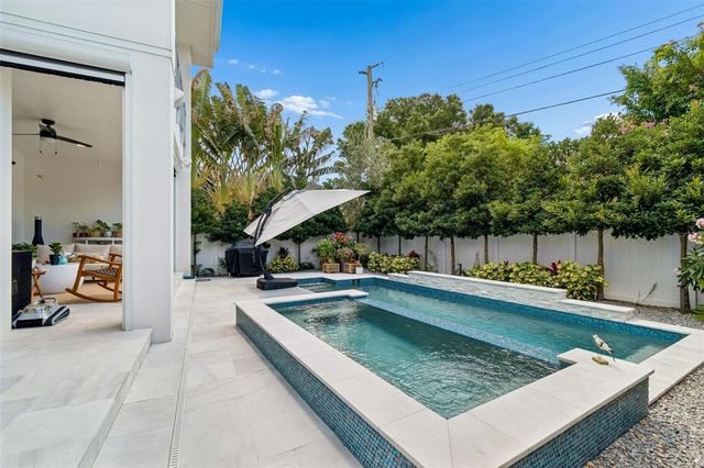 4418 W KENSINGTON AVENUE, Tampa, FL 33629