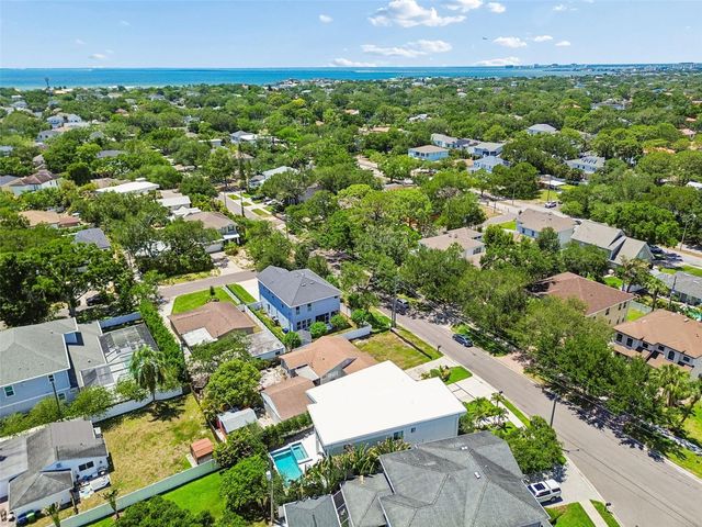 4418 W KENSINGTON AVENUE, Tampa, FL 33629