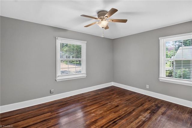1912 Colonial Avenue, Greensboro, NC 27408