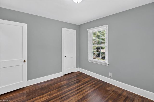 1912 Colonial Avenue, Greensboro, NC 27408