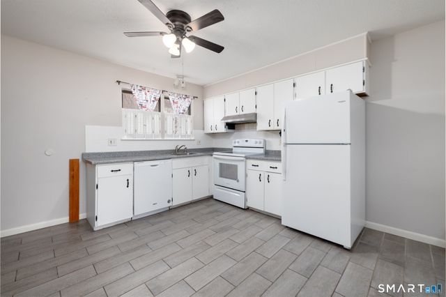 184 Kaynor Drive D, Waterbury, CT 06708