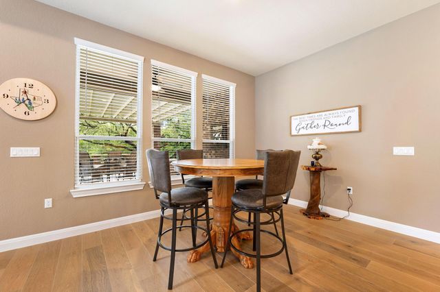 222 Saddlebred LN, Georgetown, TX 78633