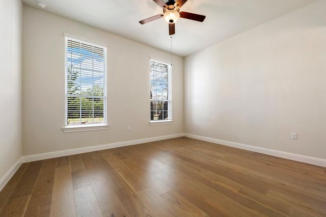 222 Saddlebred LN, Georgetown, TX 78633