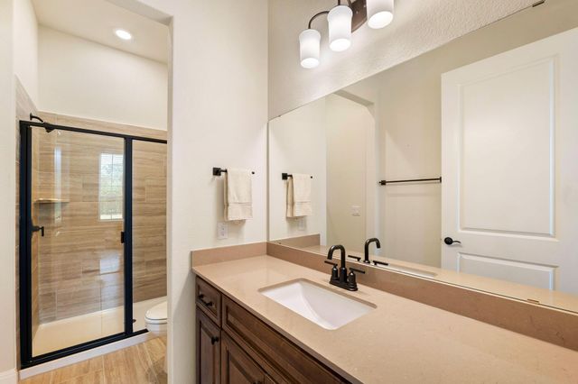 222 Saddlebred LN, Georgetown, TX 78633