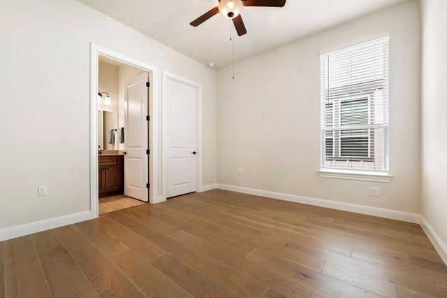 222 Saddlebred LN, Georgetown, TX 78633