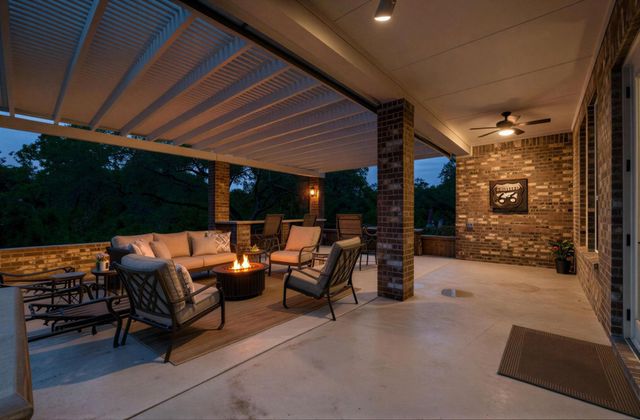 222 Saddlebred LN, Georgetown, TX 78633
