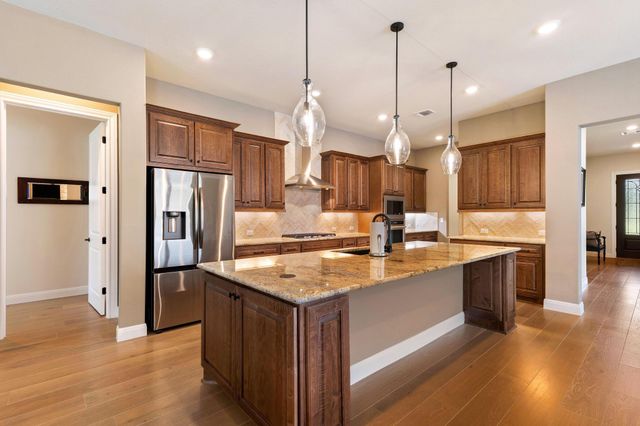 222 Saddlebred LN, Georgetown, TX 78633