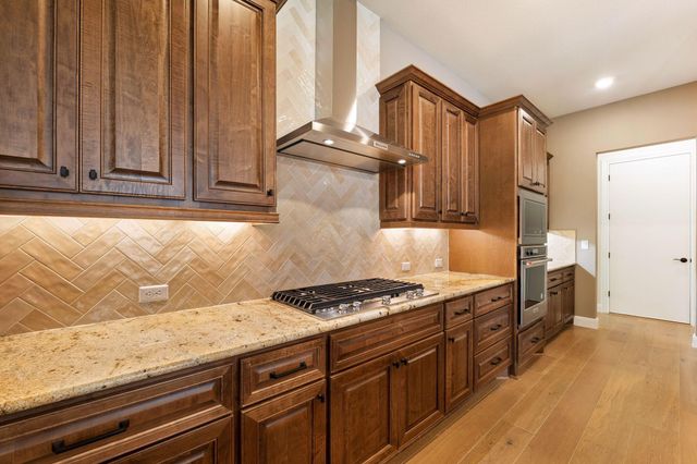 222 Saddlebred LN, Georgetown, TX 78633