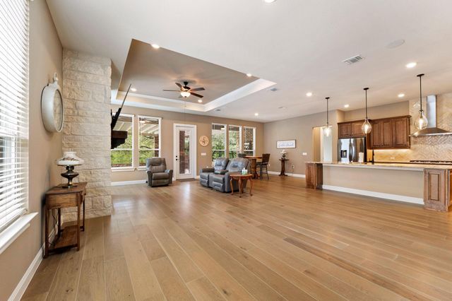 222 Saddlebred LN, Georgetown, TX 78633