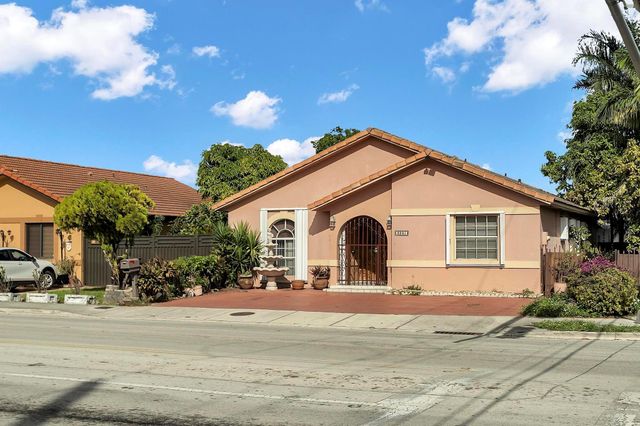 3201 W 76th St, Hialeah, FL 33018